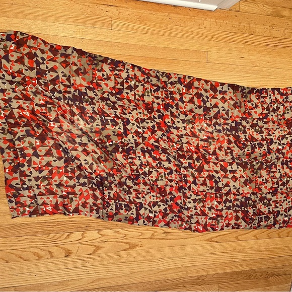 Large Semi-Sheer Red and Beige Lightweight Fashion Scarf - Picture 1 of 4
